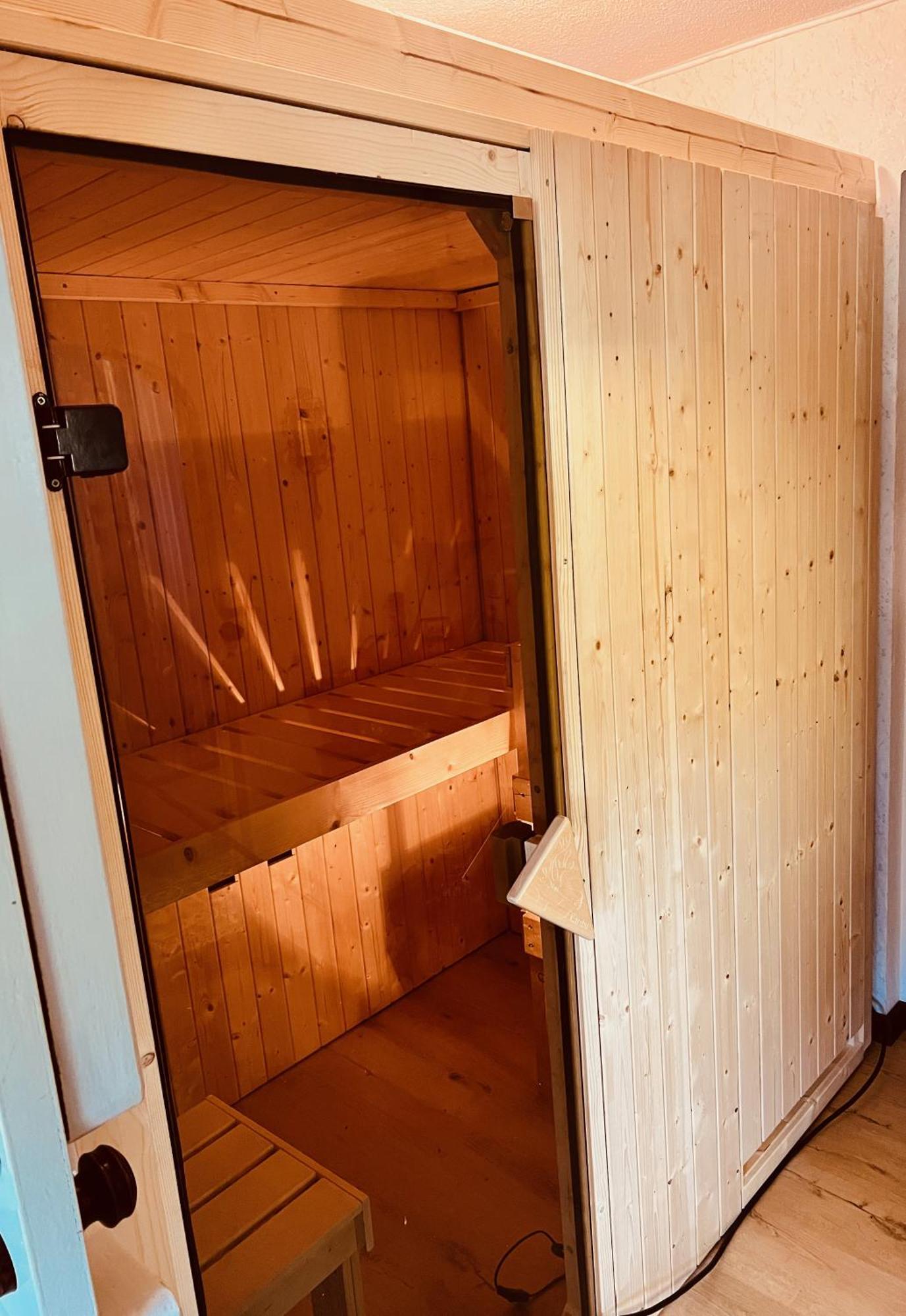 Urige Berghuette Mit Kamin Und Sauna Im Erzgebirge Nahe Schwarzwassertal Pobershau Экстерьер фото